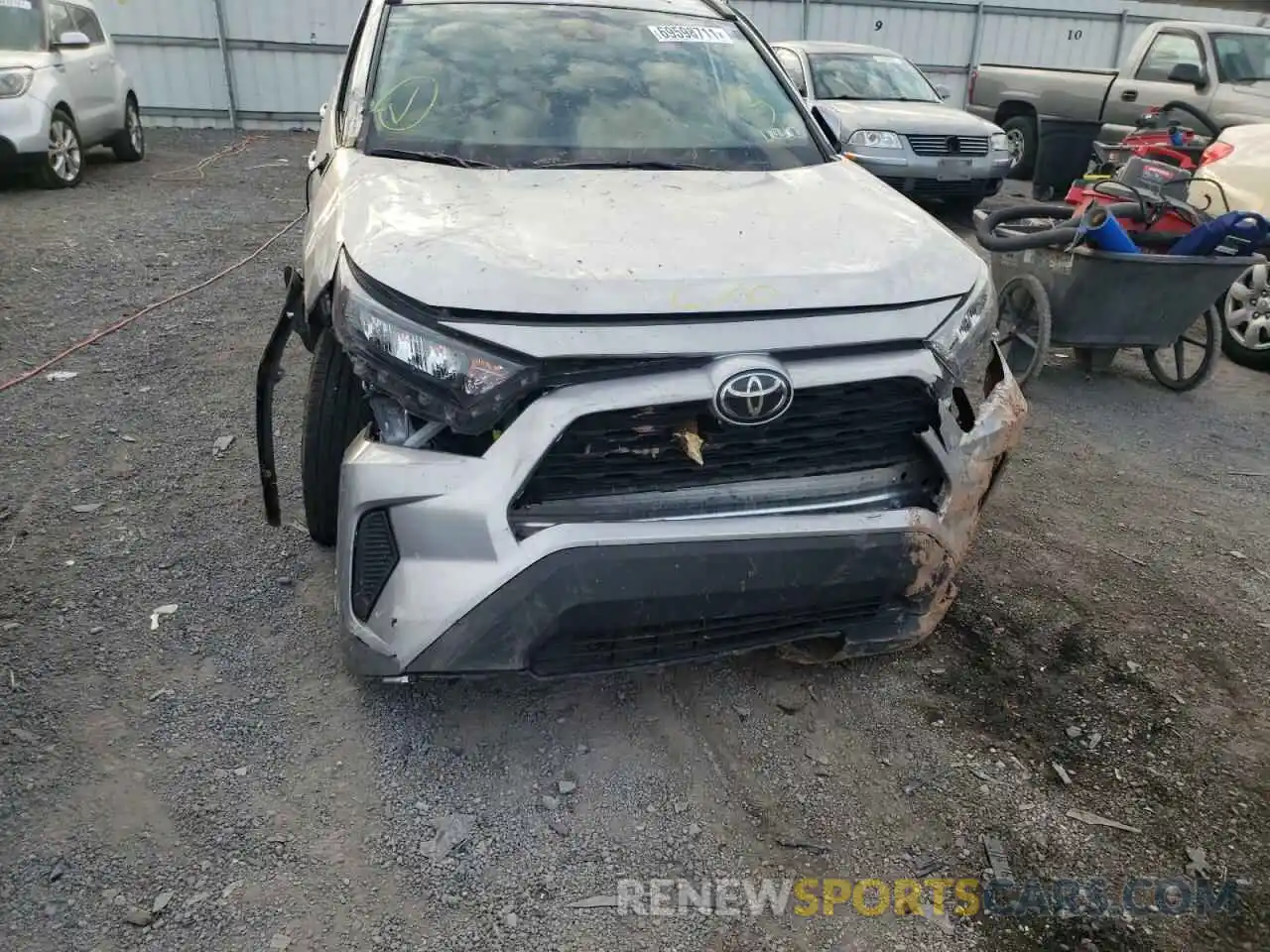 9 Photograph of a damaged car 2T3K1RFV3MC089286 TOYOTA RAV4 2021