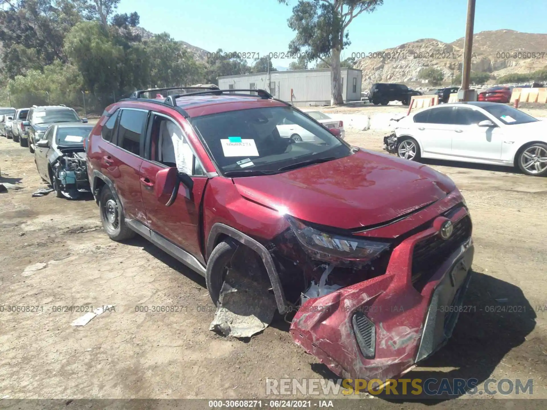 1 Photograph of a damaged car 2T3K1RFV3MW107588 TOYOTA RAV4 2021