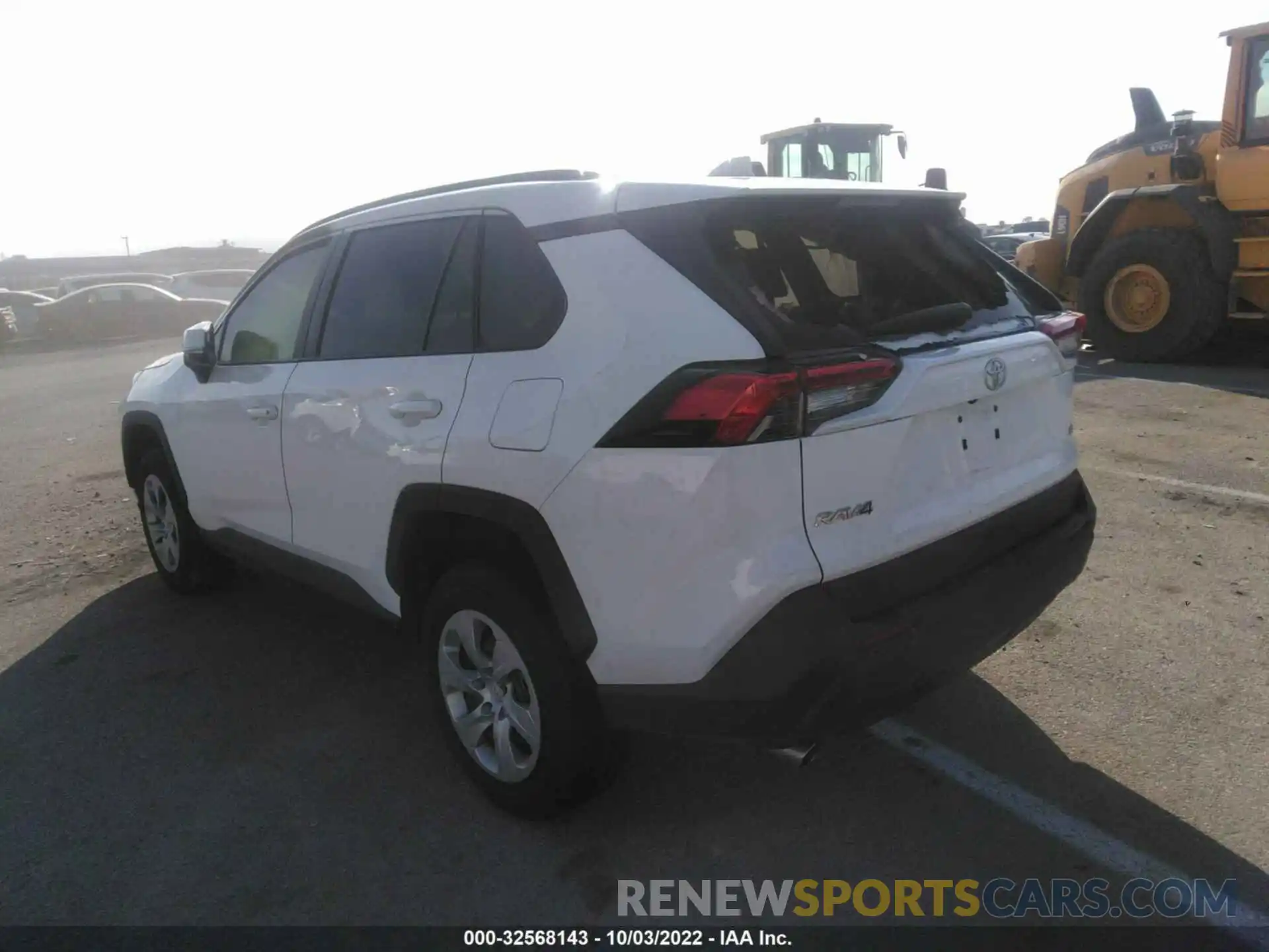 3 Photograph of a damaged car 2T3K1RFV4MC092116 TOYOTA RAV4 2021