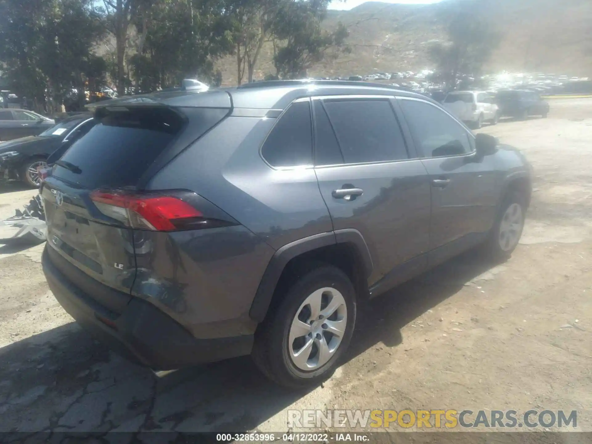 4 Photograph of a damaged car 2T3K1RFV4MC098756 TOYOTA RAV4 2021