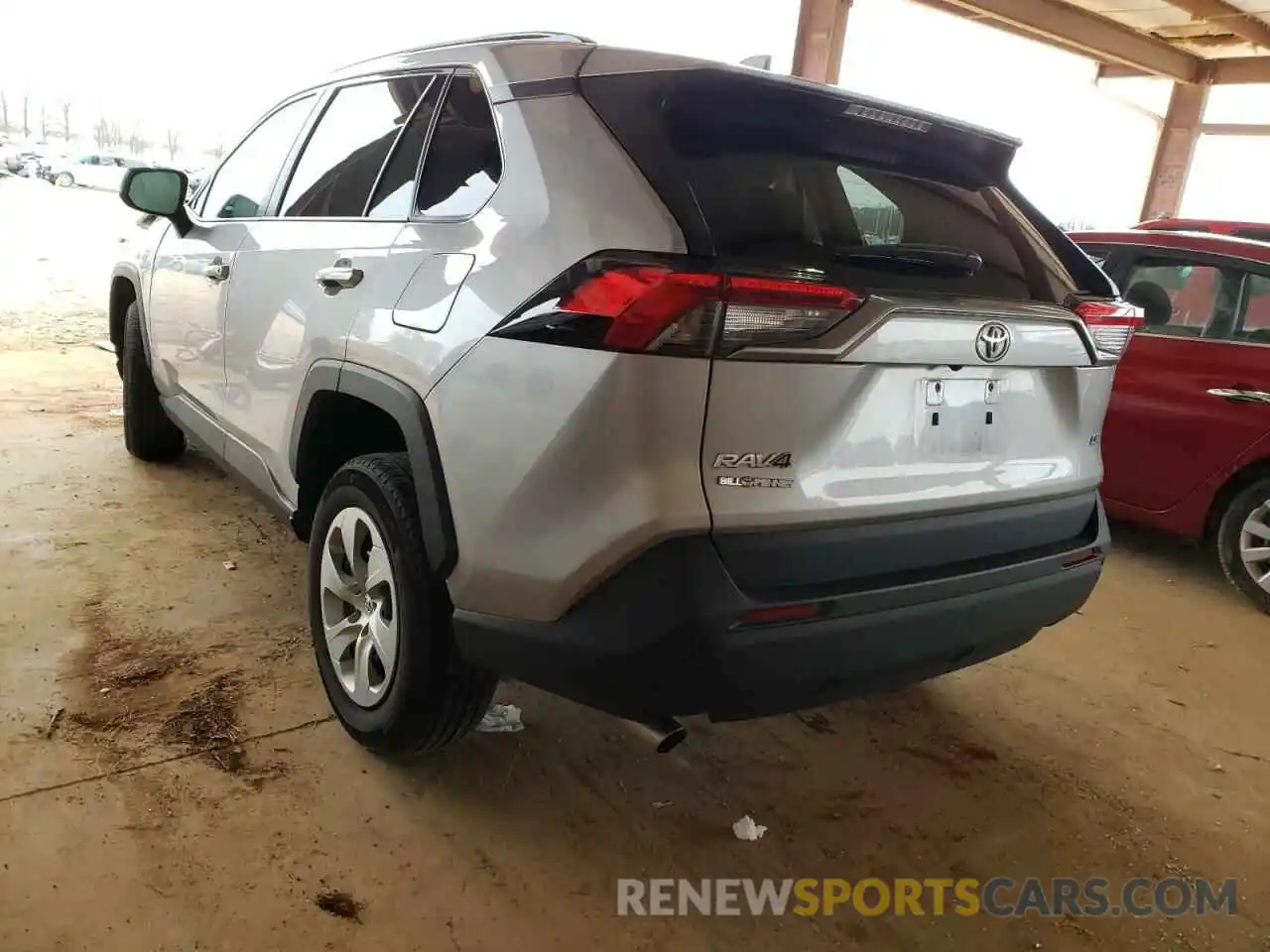 3 Photograph of a damaged car 2T3K1RFV4MC100182 TOYOTA RAV4 2021