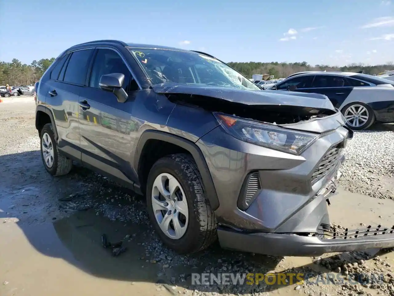 1 Photograph of a damaged car 2T3K1RFV4MC132744 TOYOTA RAV4 2021