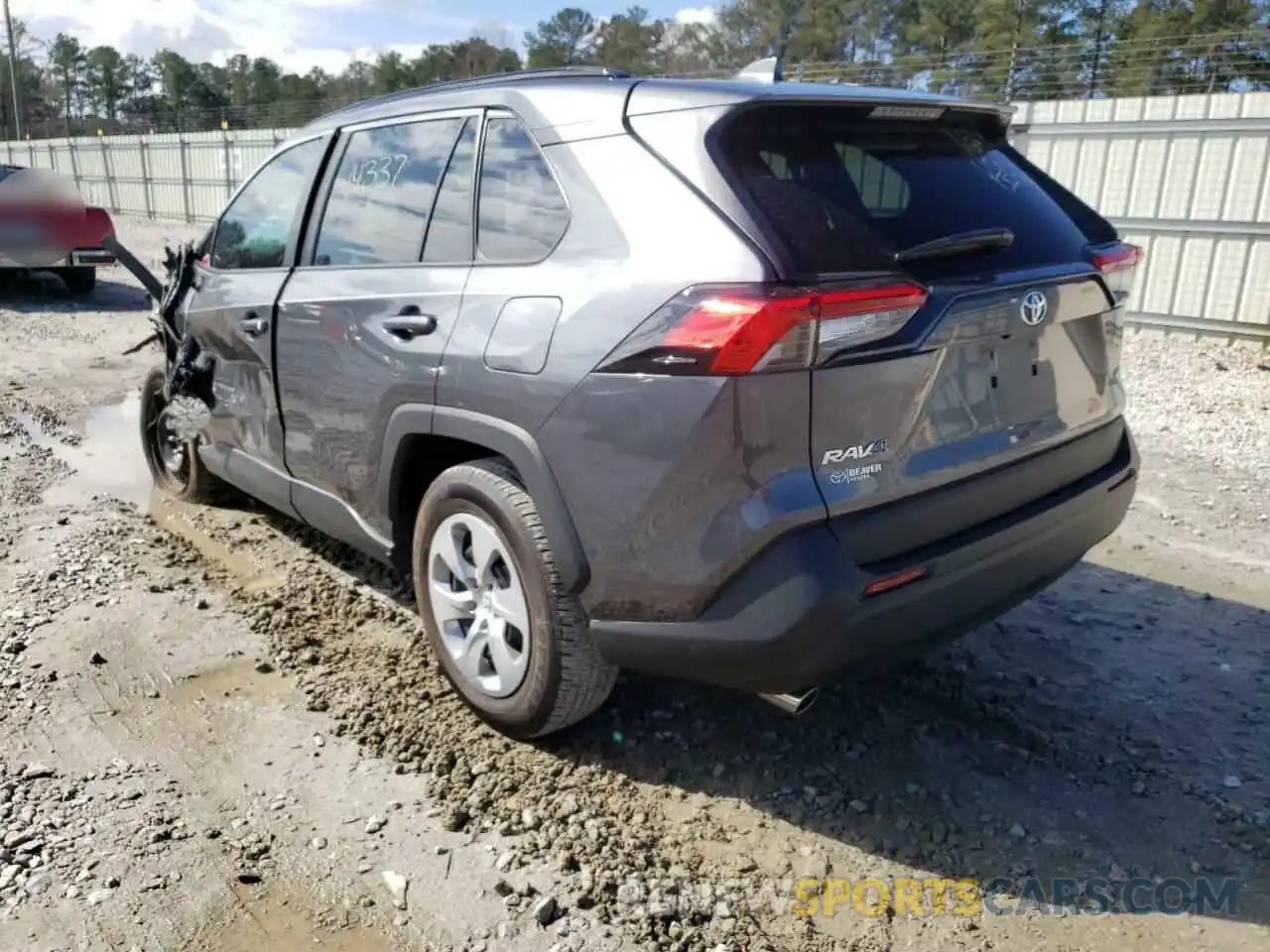 3 Photograph of a damaged car 2T3K1RFV4MC132744 TOYOTA RAV4 2021