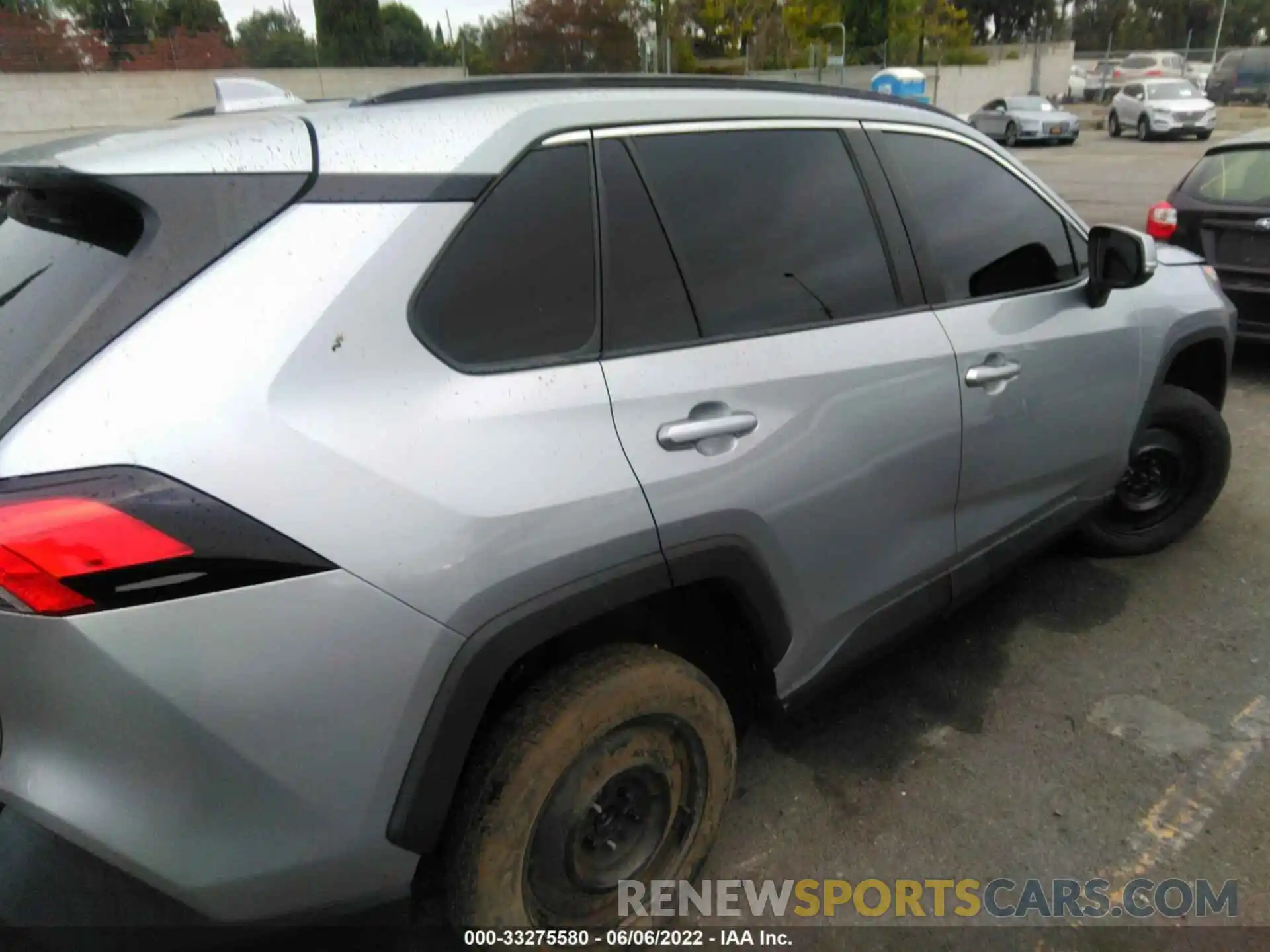 4 Фотография поврежденного автомобиля 2T3K1RFV5MC096644 TOYOTA RAV4 2021