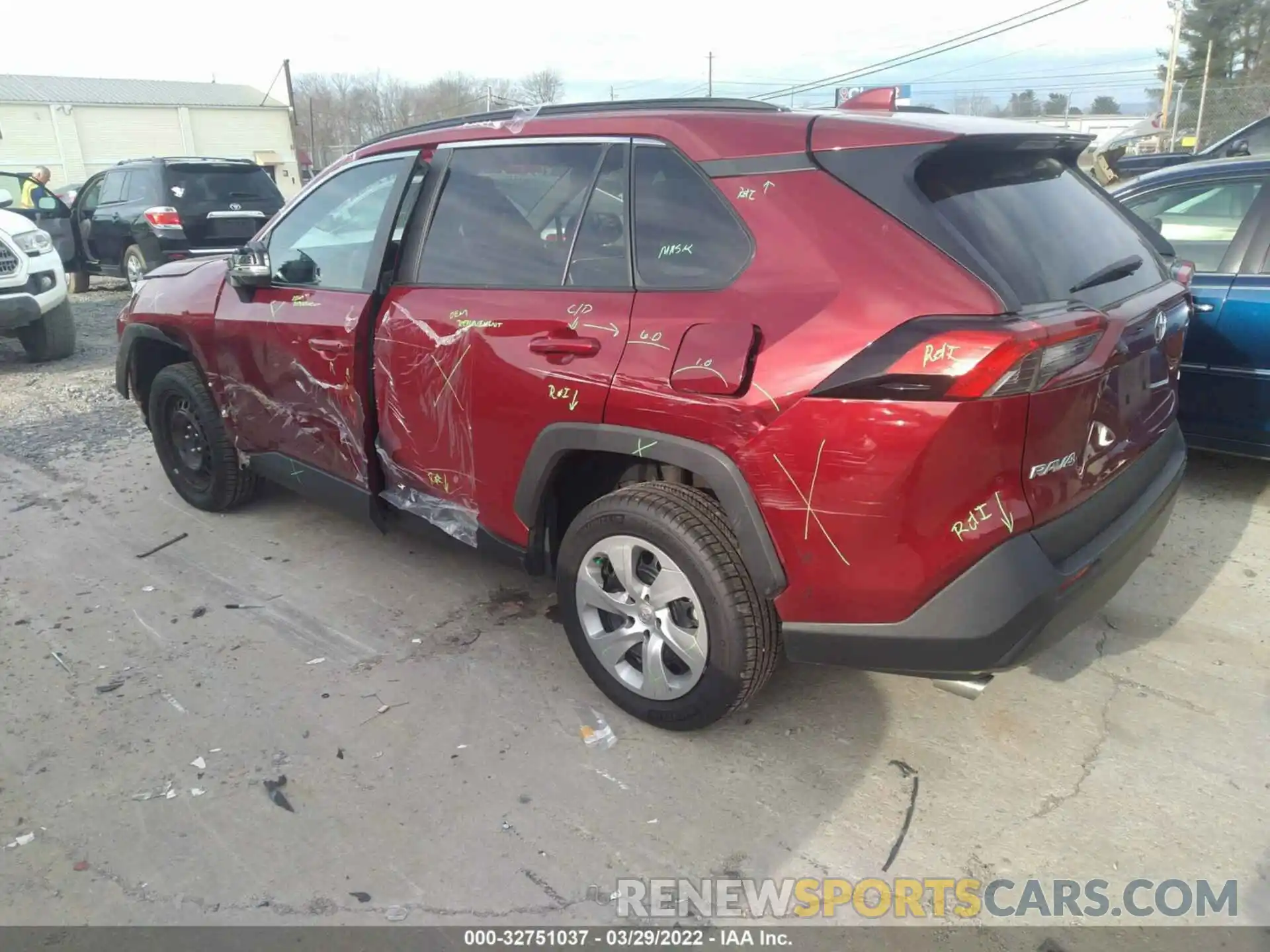 3 Photograph of a damaged car 2T3K1RFV5MW109245 TOYOTA RAV4 2021