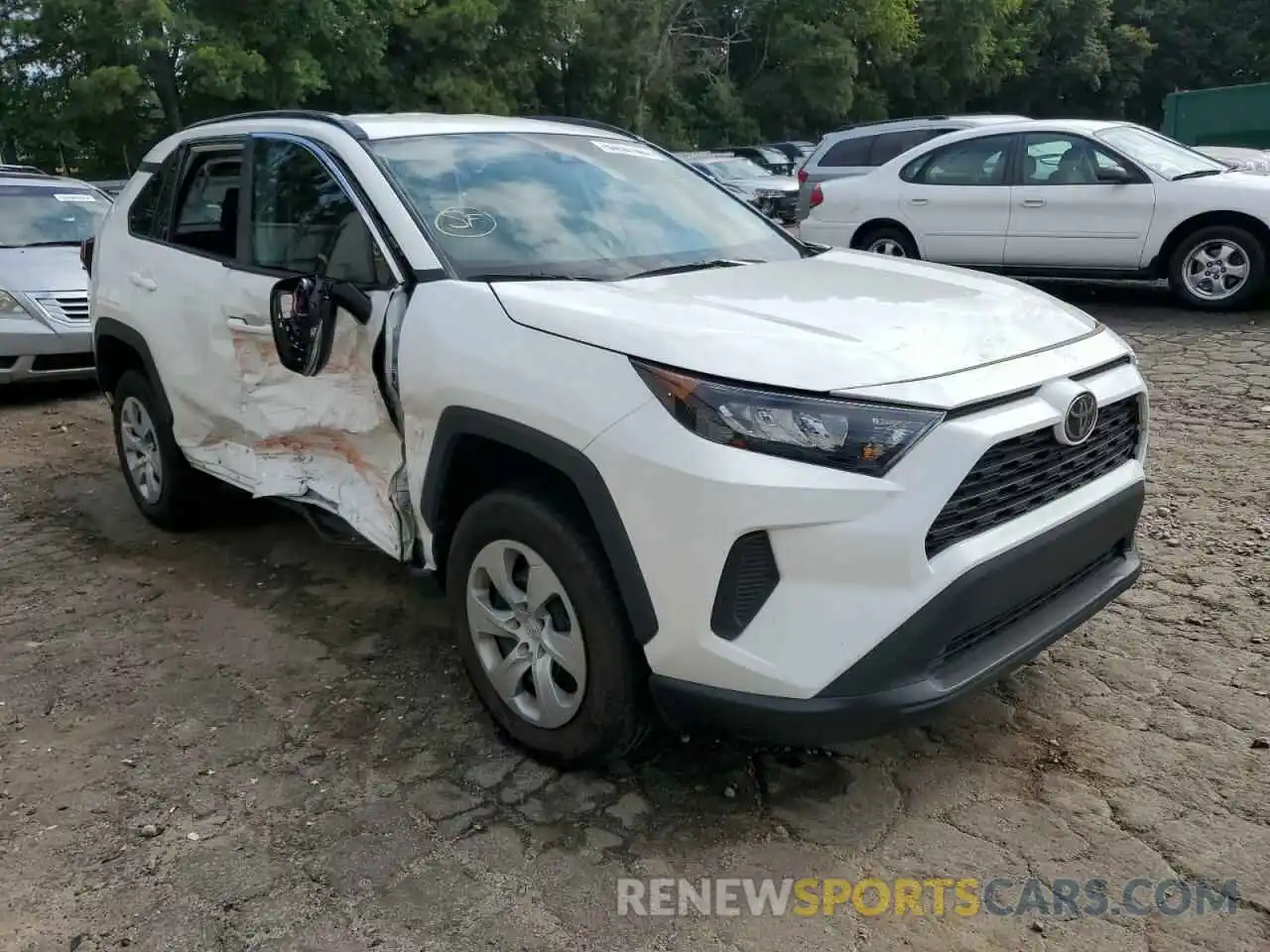 1 Photograph of a damaged car 2T3K1RFV6MC116089 TOYOTA RAV4 2021