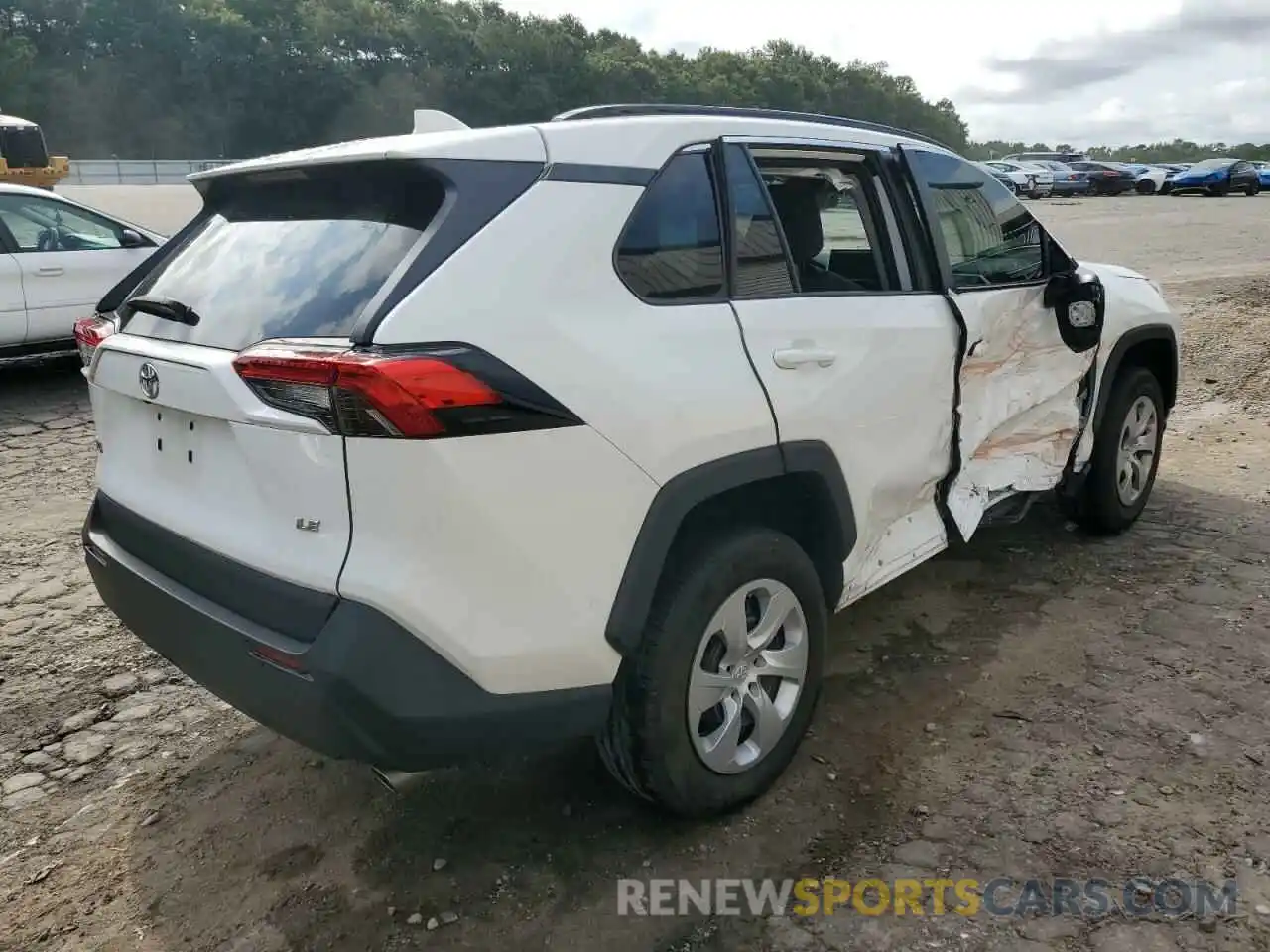 4 Photograph of a damaged car 2T3K1RFV6MC116089 TOYOTA RAV4 2021