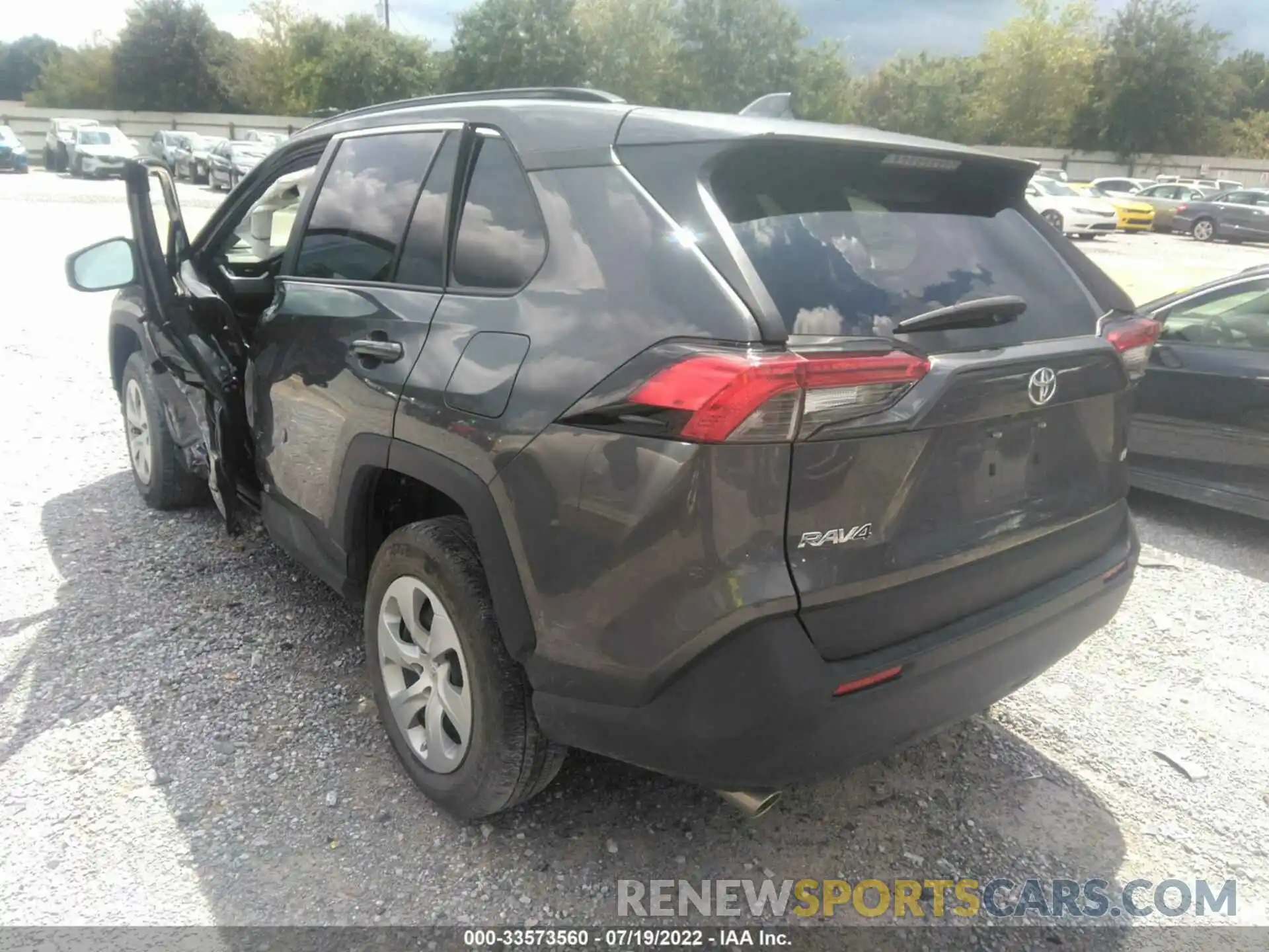 3 Photograph of a damaged car 2T3K1RFV6MC156625 TOYOTA RAV4 2021