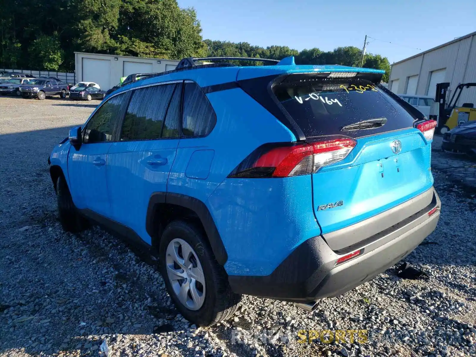 3 Photograph of a damaged car 2T3K1RFV6MW140164 TOYOTA RAV4 2021