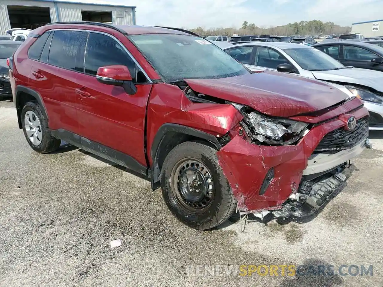 4 Photograph of a damaged car 2T3K1RFV6MW148622 TOYOTA RAV4 2021