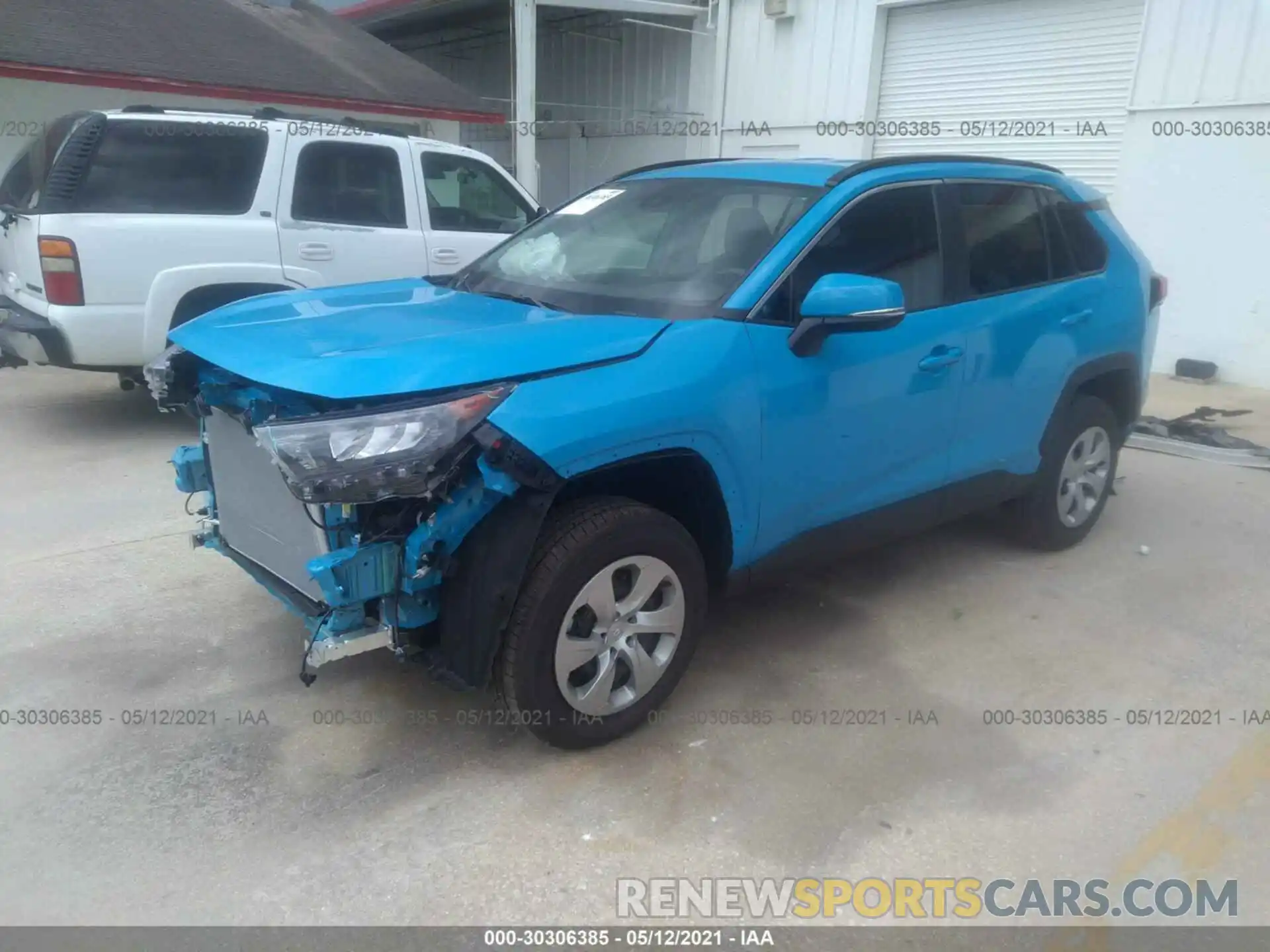 2 Photograph of a damaged car 2T3K1RFV8MW135743 TOYOTA RAV4 2021