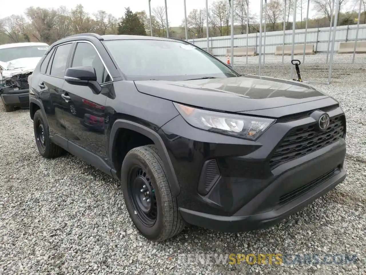 1 Photograph of a damaged car 2T3K1RFV9MC132707 TOYOTA RAV4 2021