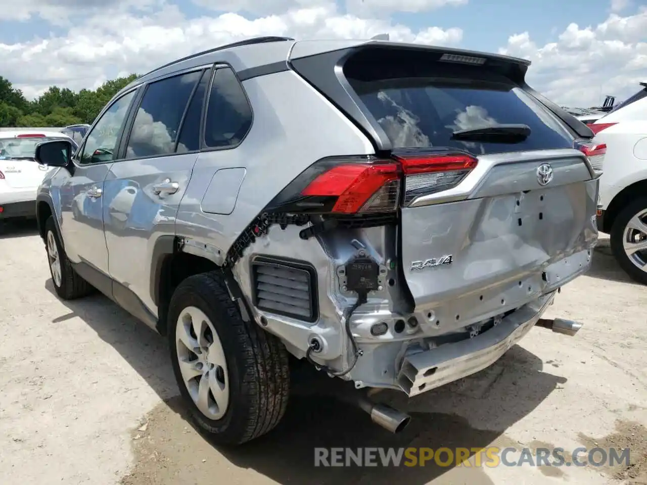 3 Photograph of a damaged car 2T3K1RFVXMC092203 TOYOTA RAV4 2021