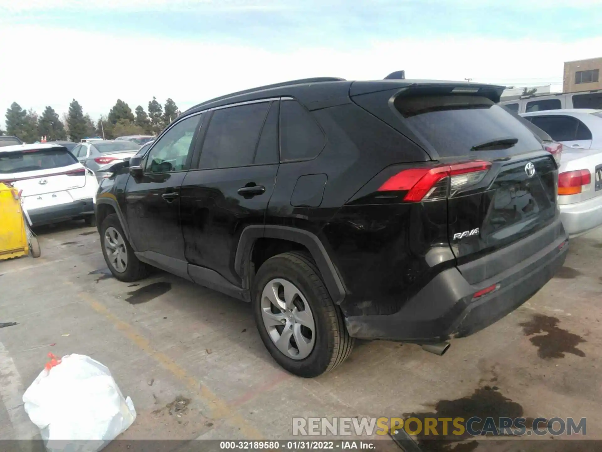 3 Photograph of a damaged car 2T3K1RFVXMC150911 TOYOTA RAV4 2021