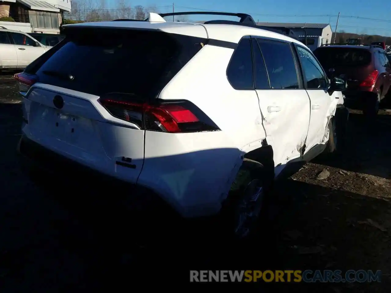 4 Photograph of a damaged car 2T3L6RFV0MW018163 TOYOTA RAV4 2021