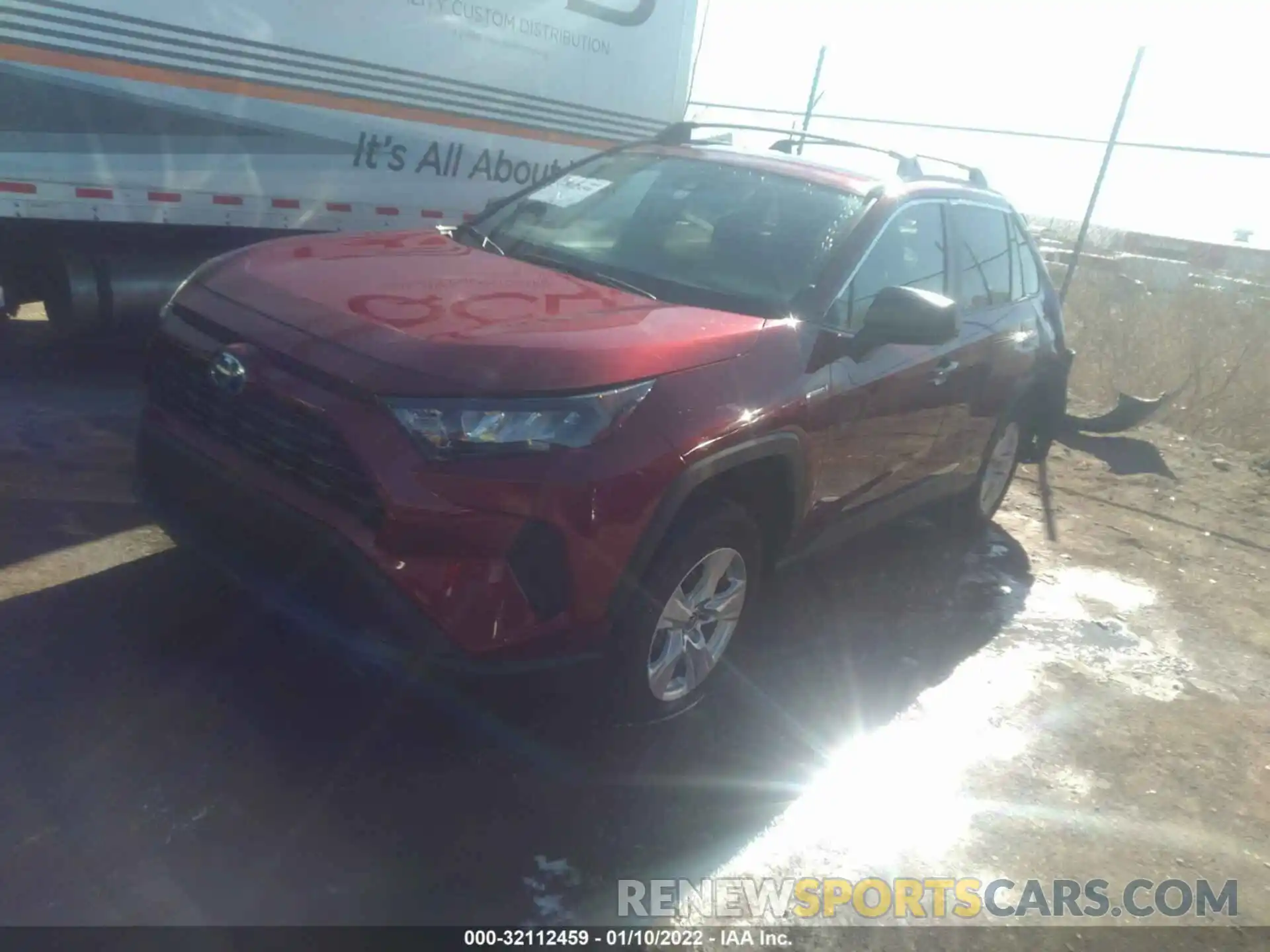 2 Фотография поврежденного автомобиля 2T3L6RFV6MW010732 TOYOTA RAV4 2021