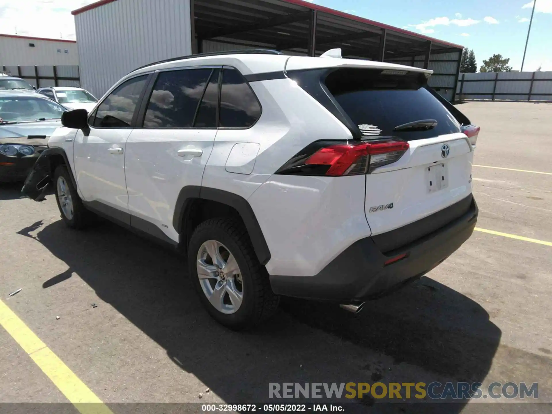 3 Photograph of a damaged car 2T3L6RFV8MW017858 TOYOTA RAV4 2021