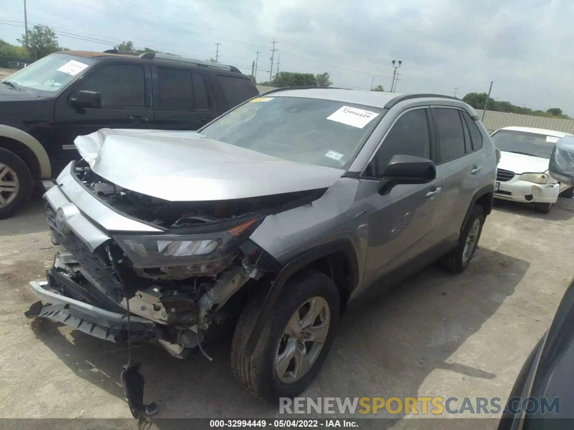 2 Photograph of a damaged car 2T3LWRFV2MW111458 TOYOTA RAV4 2021