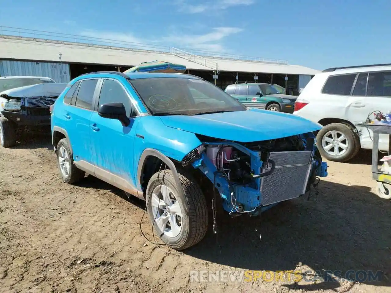 1 Фотография поврежденного автомобиля 2T3LWRFV2MW111637 TOYOTA RAV4 2021