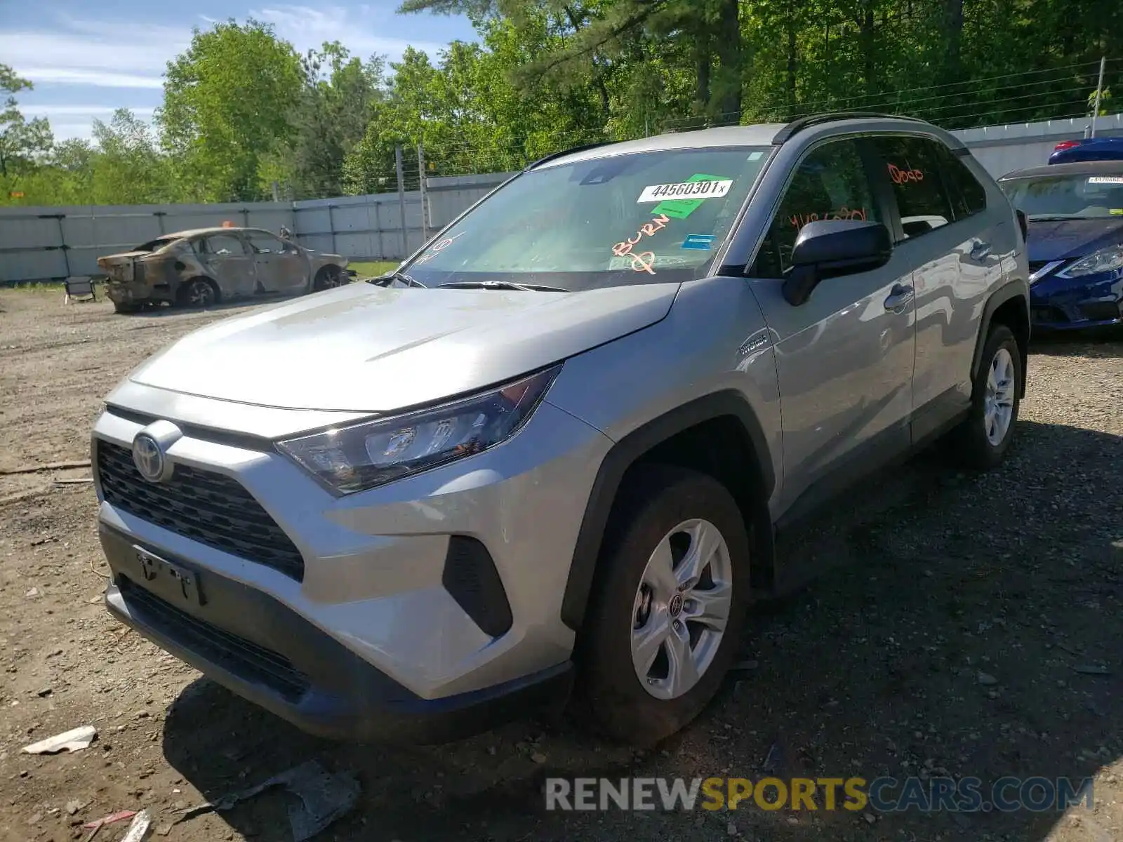 2 Photograph of a damaged car 2T3LWRFV7MW113156 TOYOTA RAV4 2021