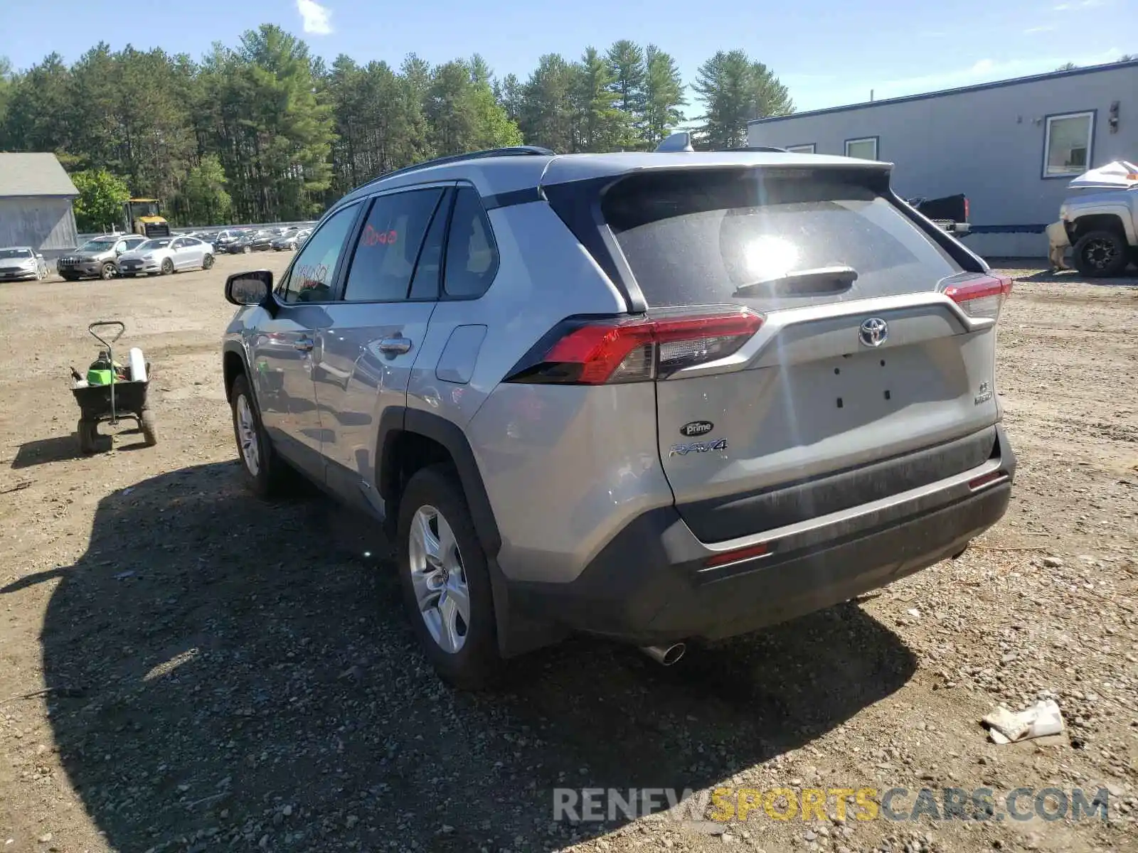 3 Photograph of a damaged car 2T3LWRFV7MW113156 TOYOTA RAV4 2021