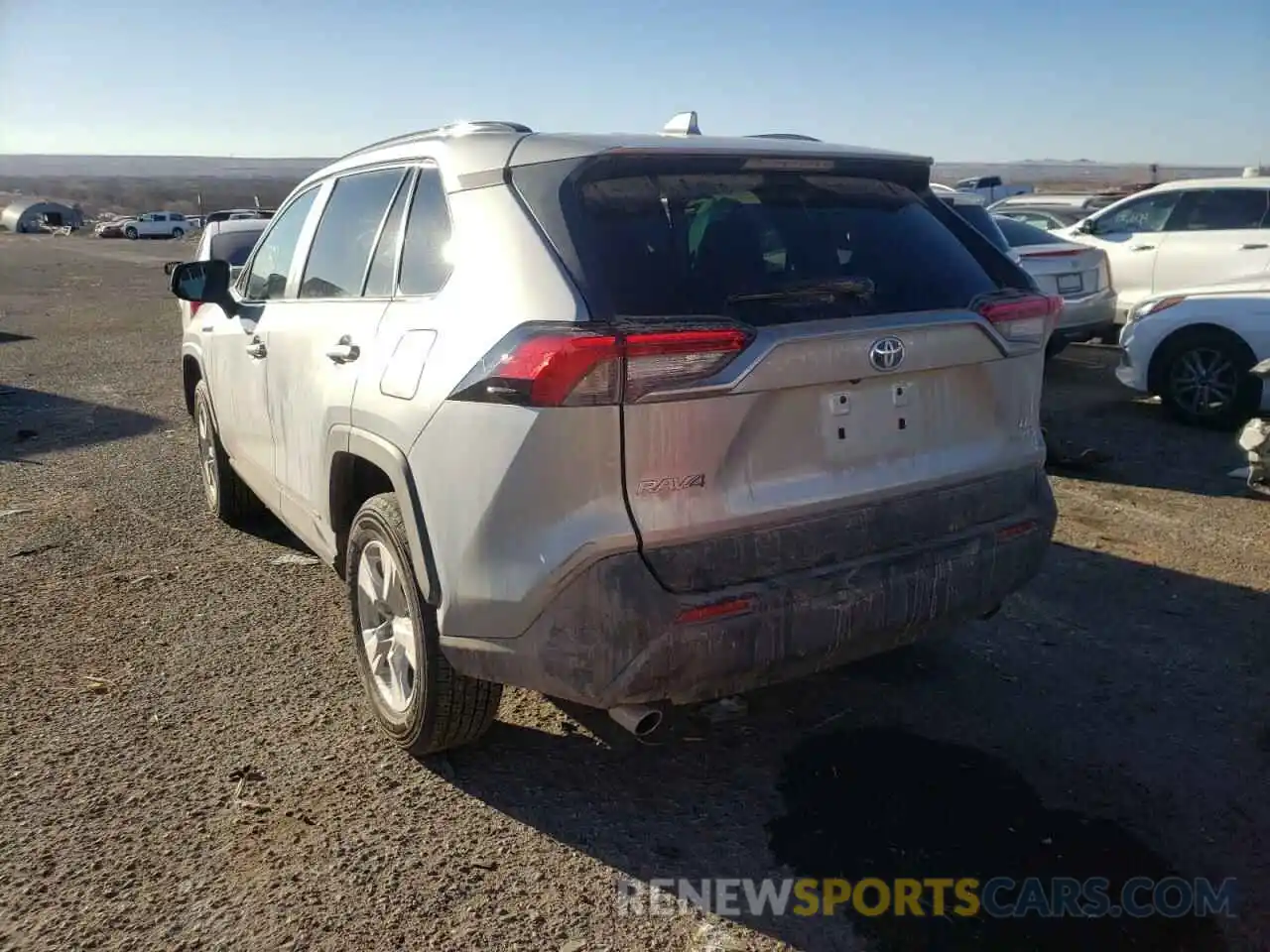 3 Photograph of a damaged car 2T3LWRFV7MW127641 TOYOTA RAV4 2021