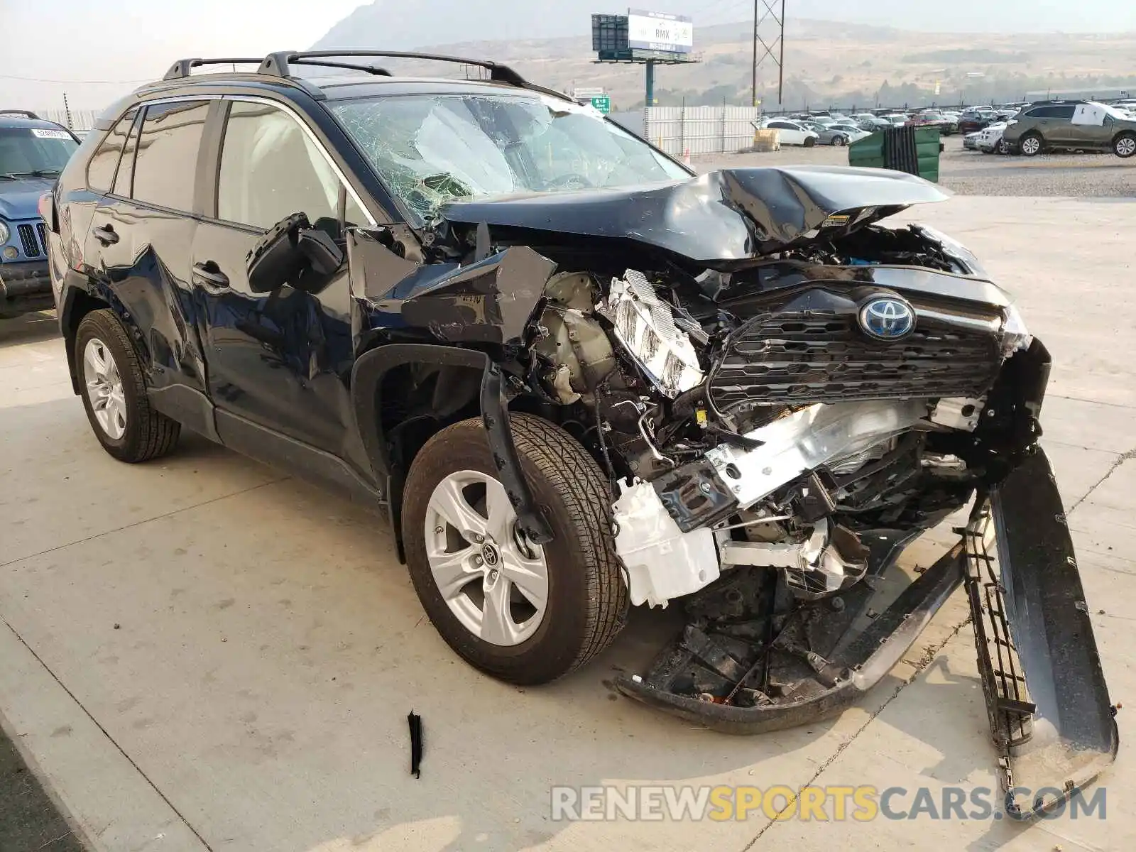 1 Photograph of a damaged car 2T3LWRFV8MW119659 TOYOTA RAV4 2021