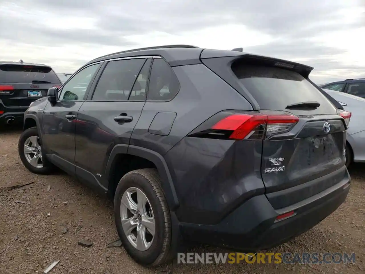 3 Photograph of a damaged car 2T3LWRFV9MW116396 TOYOTA RAV4 2021