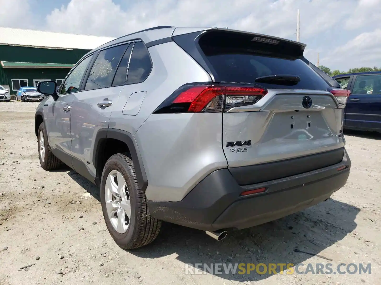 3 Photograph of a damaged car 2T3M6RFV5MW018633 TOYOTA RAV4 2021