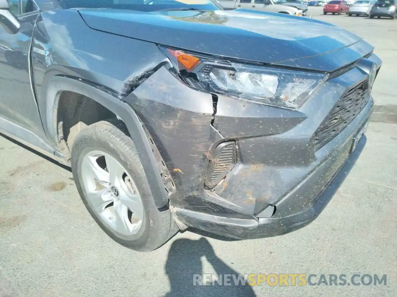 9 Photograph of a damaged car 2T3M6RFV6MW016616 TOYOTA RAV4 2021