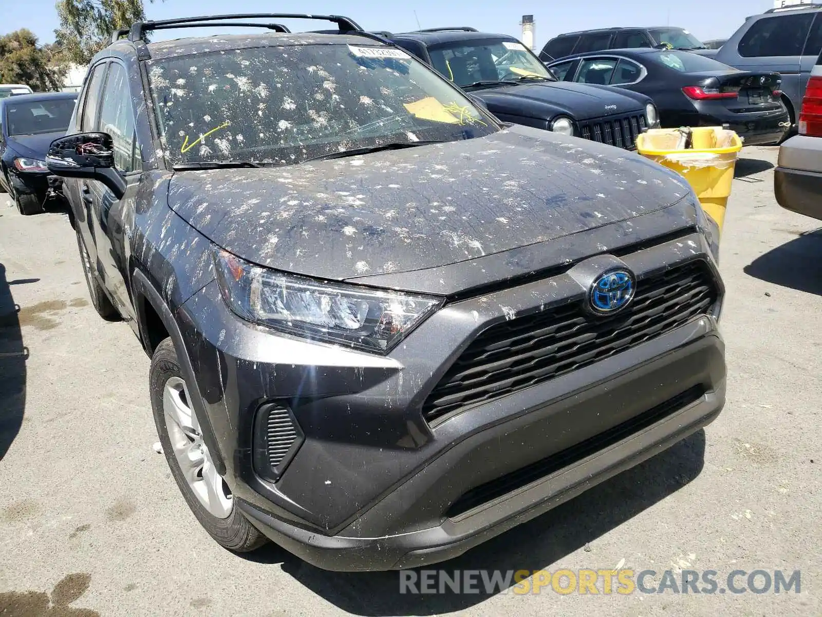 1 Photograph of a damaged car 2T3M6RFVXMW019275 TOYOTA RAV4 2021