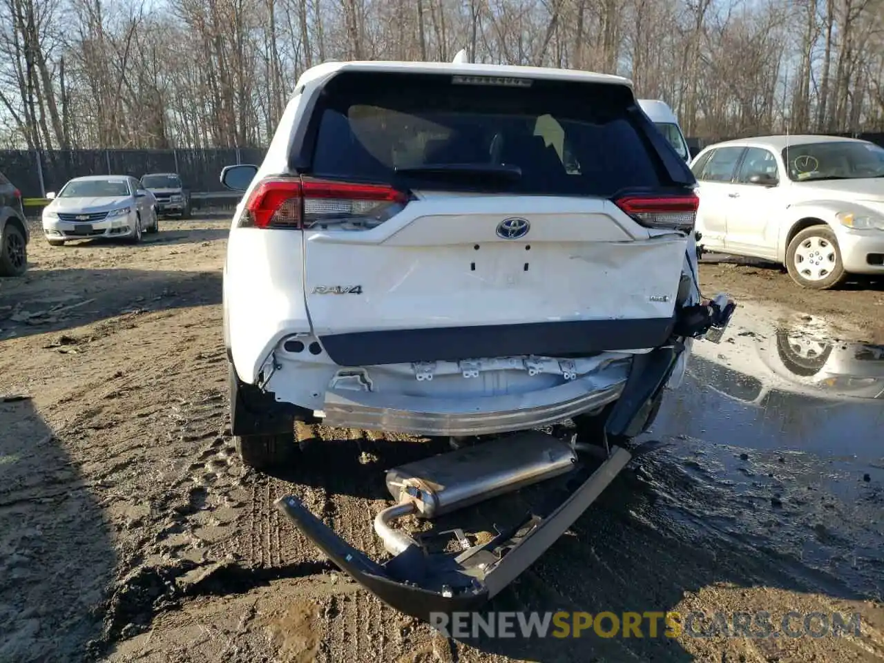 9 Photograph of a damaged car 2T3MWRFV4MW121106 TOYOTA RAV4 2021