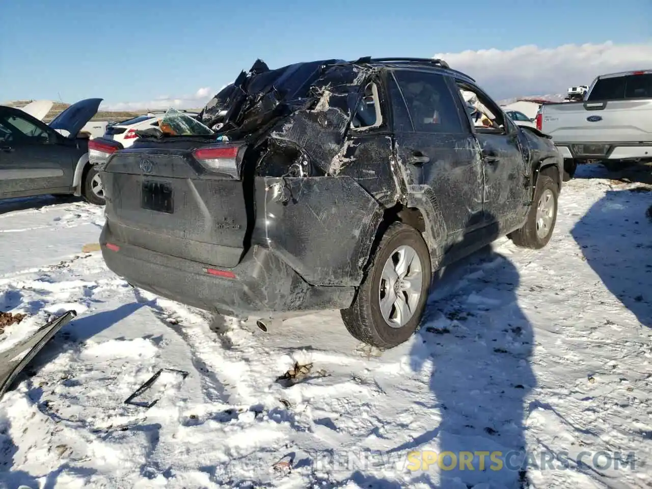 4 Photograph of a damaged car 2T3MWRFV6MW127554 TOYOTA RAV4 2021