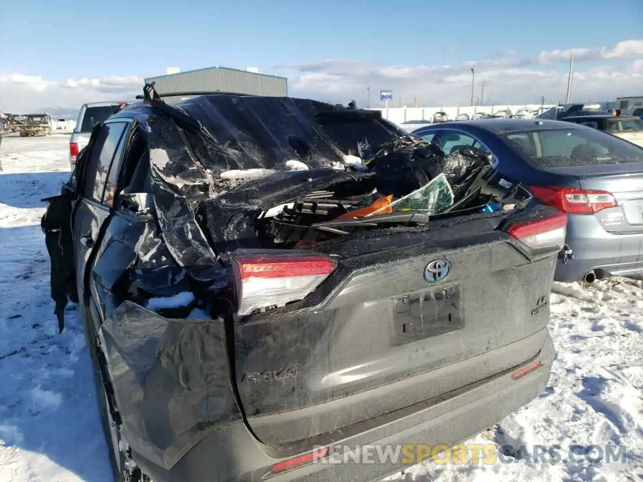 9 Photograph of a damaged car 2T3MWRFV6MW127554 TOYOTA RAV4 2021