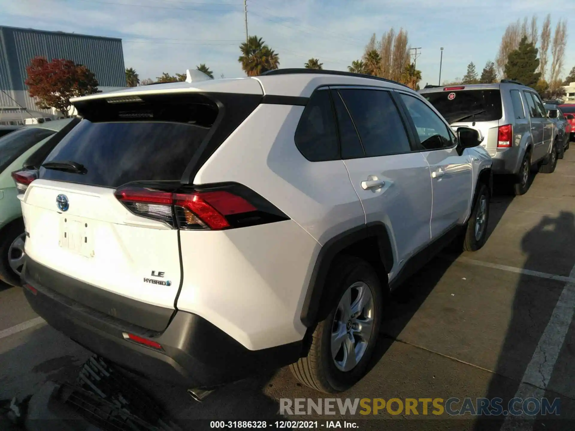 4 Photograph of a damaged car 2T3MWRFV8MW114434 TOYOTA RAV4 2021