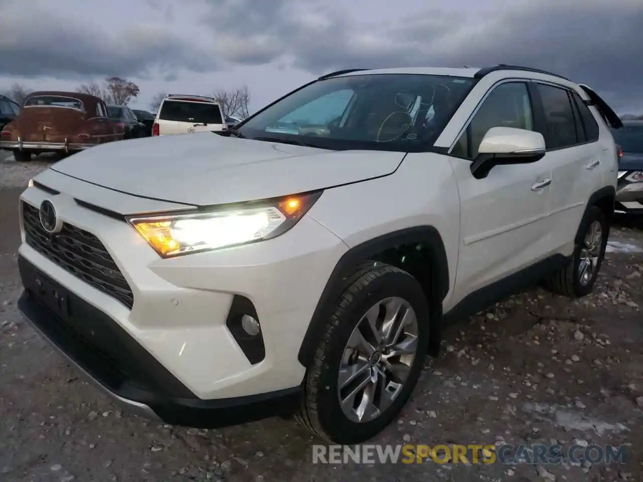 2 Photograph of a damaged car 2T3N1RFV0MW203367 TOYOTA RAV4 2021