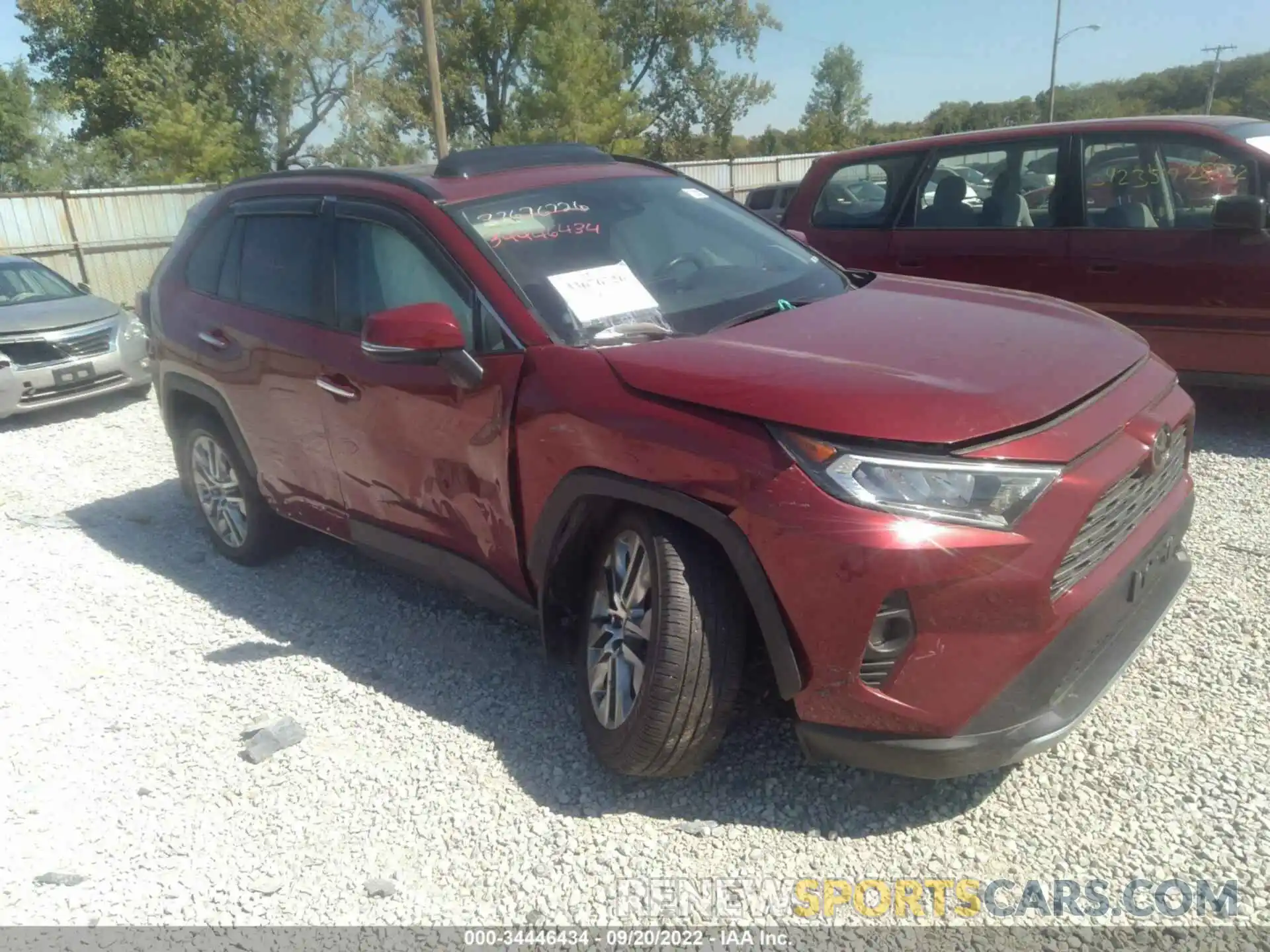 1 Фотография поврежденного автомобиля 2T3N1RFV3MW182076 TOYOTA RAV4 2021