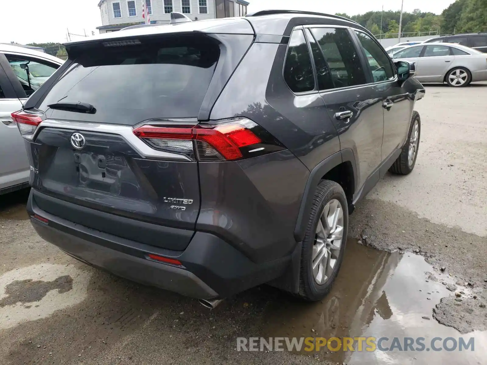 4 Photograph of a damaged car 2T3N1RFV5MC229173 TOYOTA RAV4 2021