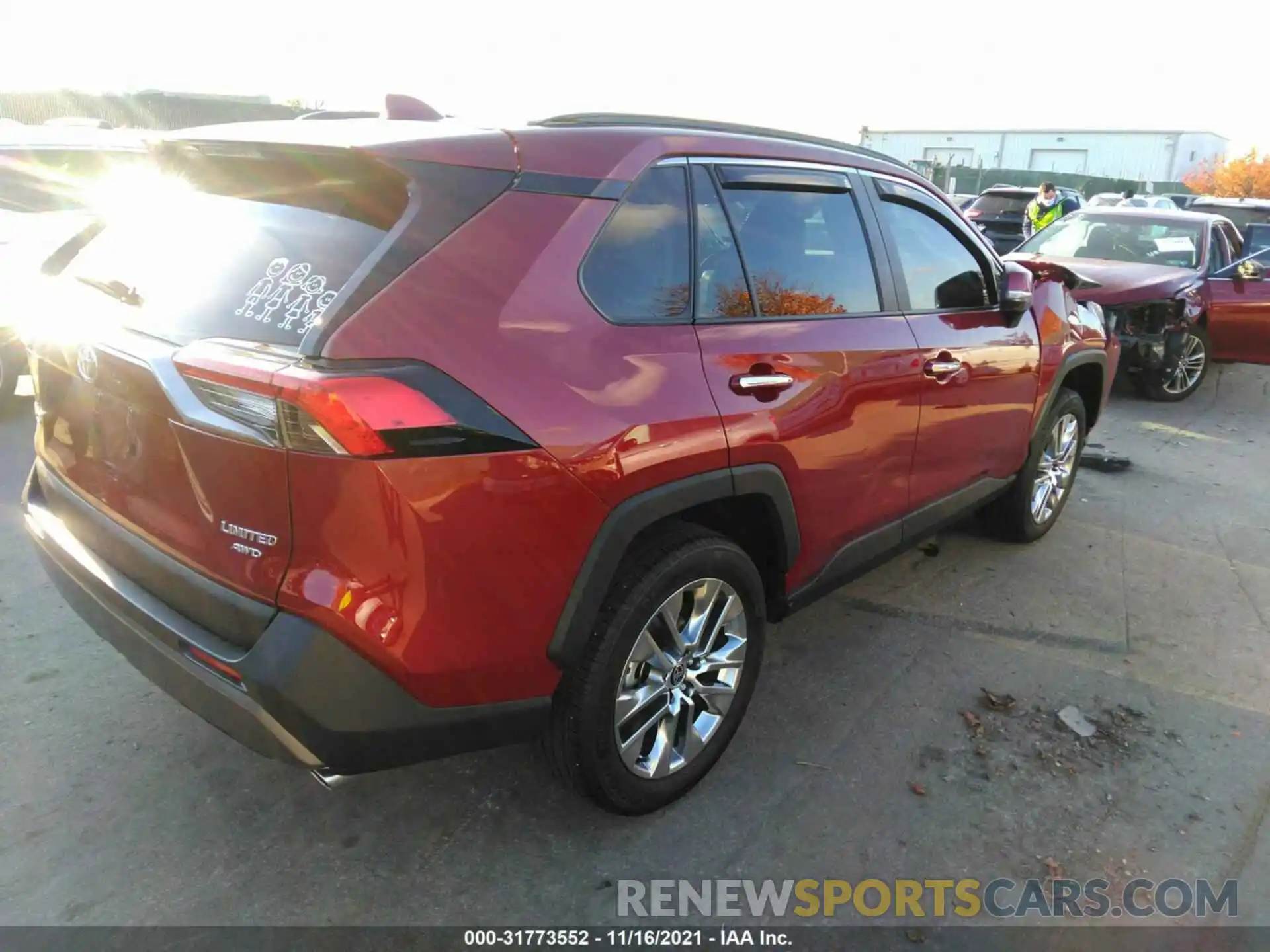 4 Photograph of a damaged car 2T3N1RFV5MW209259 TOYOTA RAV4 2021