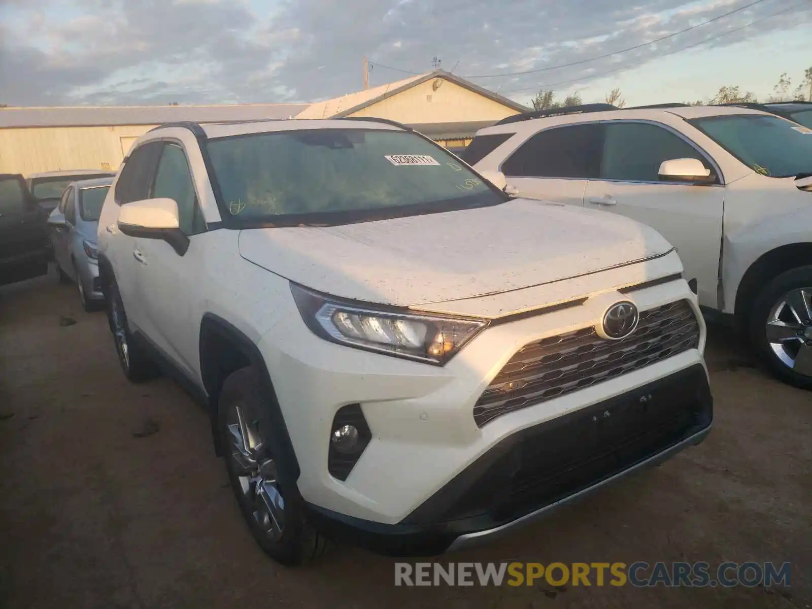 1 Фотография поврежденного автомобиля 2T3N1RFV7MW165930 TOYOTA RAV4 2021