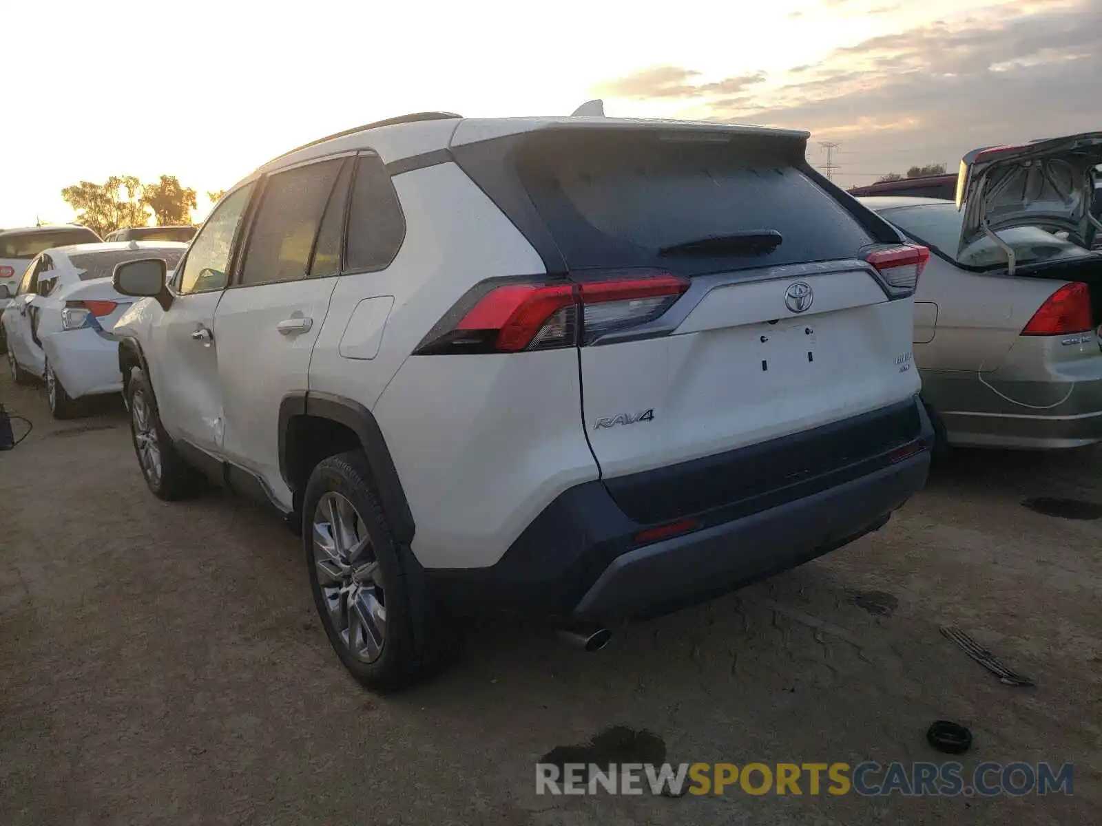 3 Photograph of a damaged car 2T3N1RFV7MW165930 TOYOTA RAV4 2021