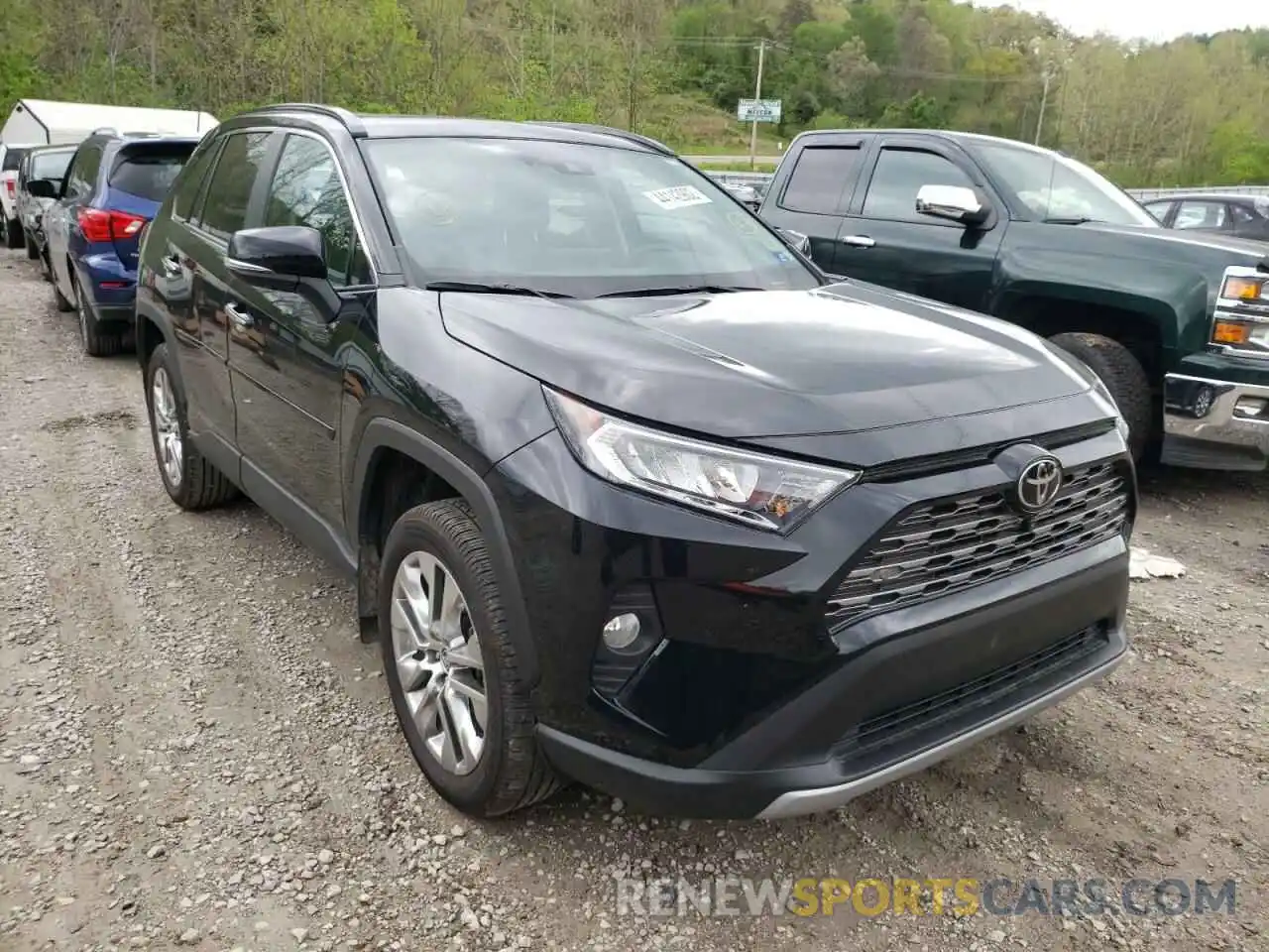 1 Photograph of a damaged car 2T3N1RFV8MW190447 TOYOTA RAV4 2021