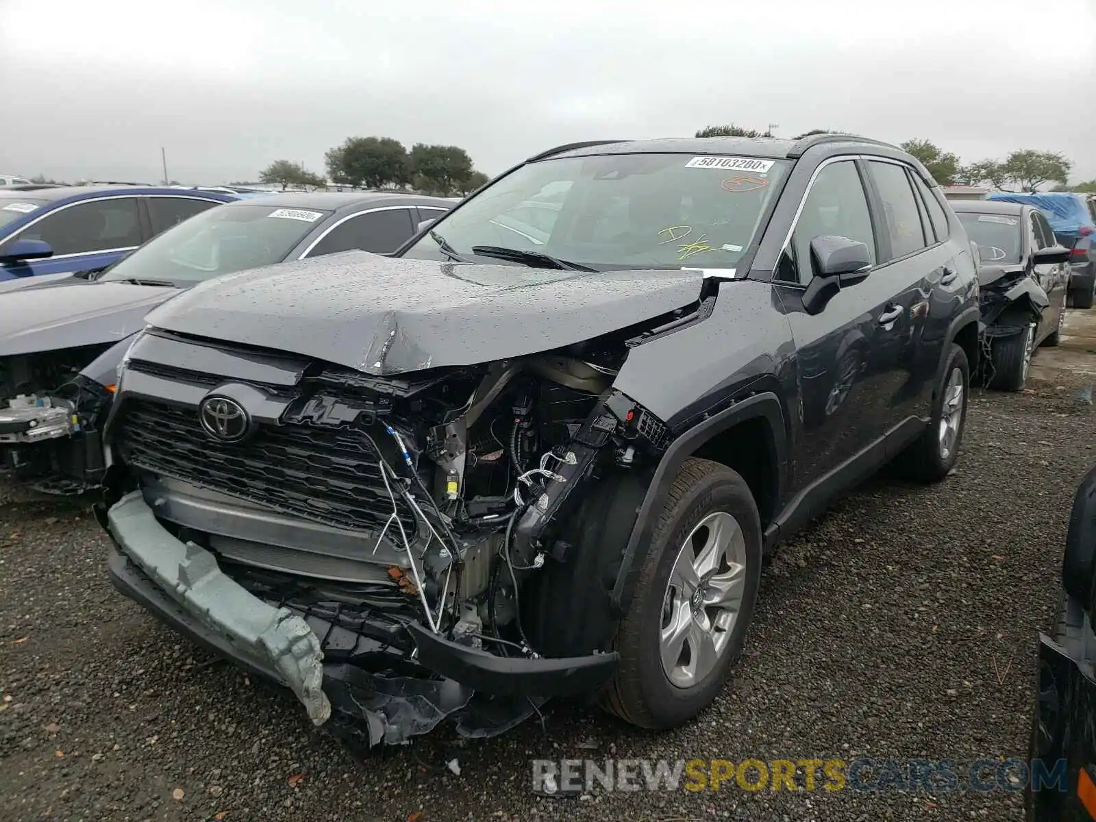 2 Photograph of a damaged car 2T3P1RFV0MC144542 TOYOTA RAV4 2021