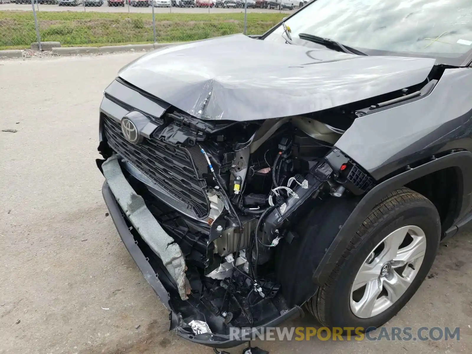 9 Photograph of a damaged car 2T3P1RFV0MC144542 TOYOTA RAV4 2021