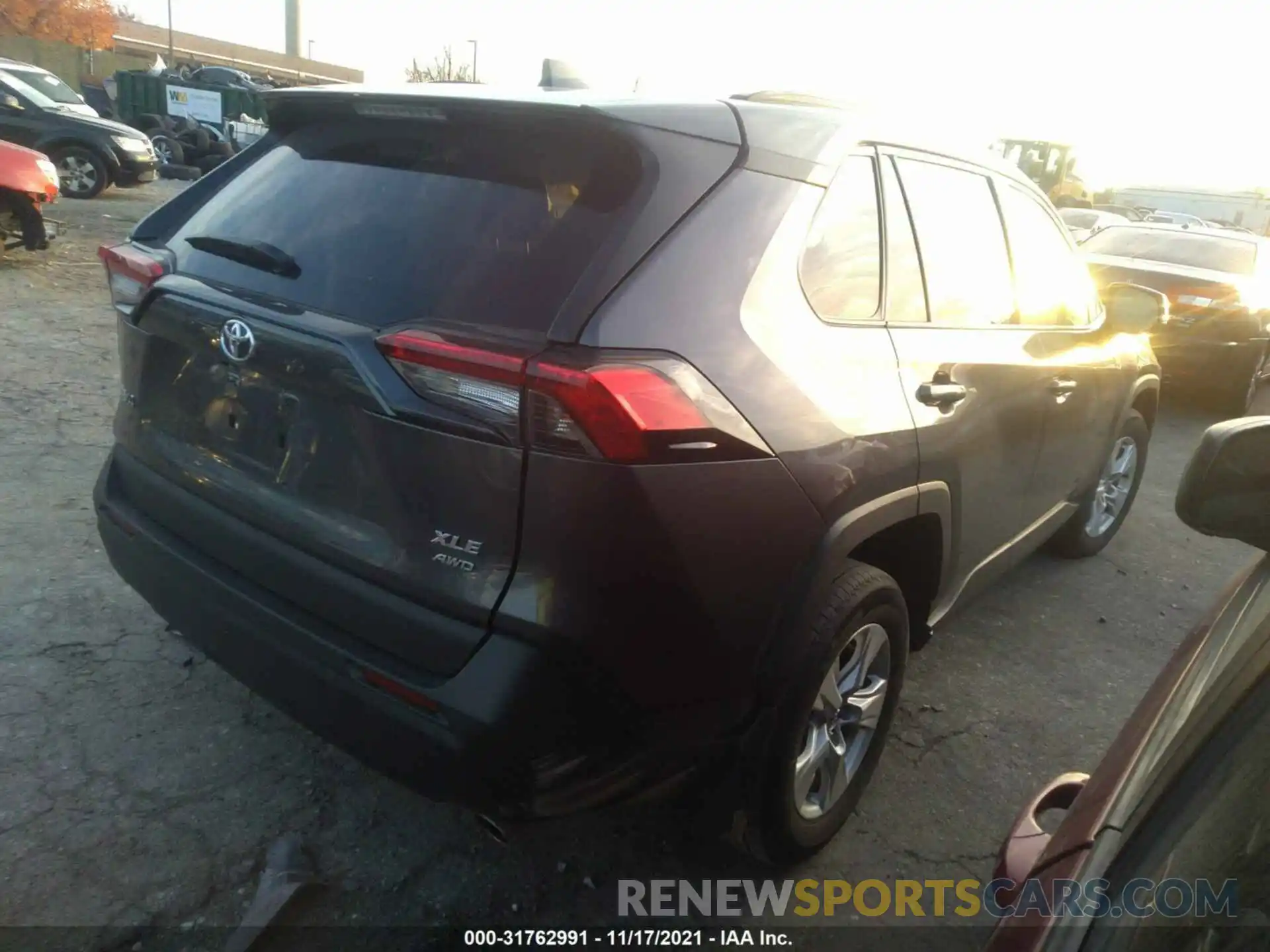 4 Фотография поврежденного автомобиля 2T3P1RFV0MC145237 TOYOTA RAV4 2021