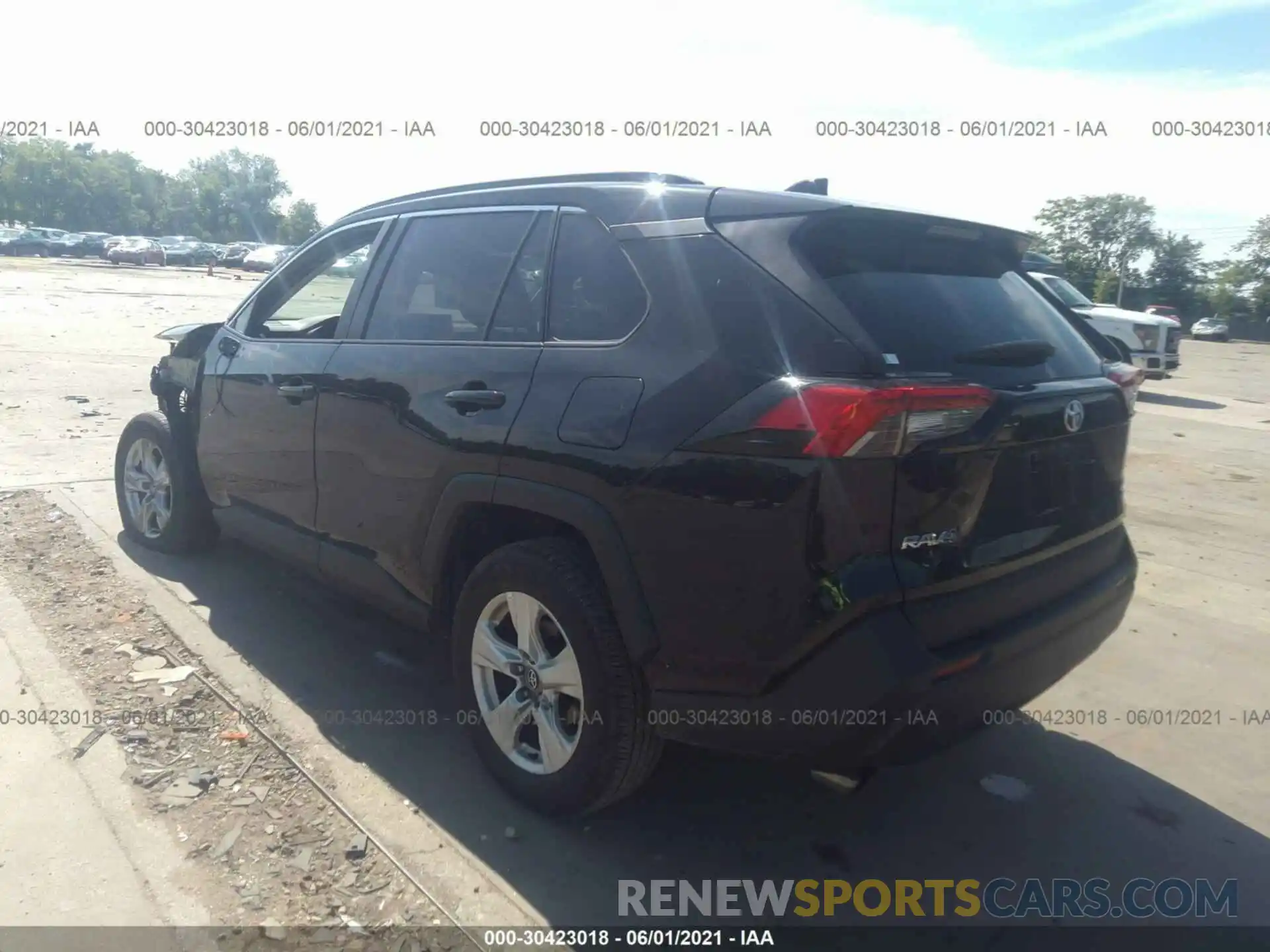 3 Photograph of a damaged car 2T3P1RFV0MC165746 TOYOTA RAV4 2021