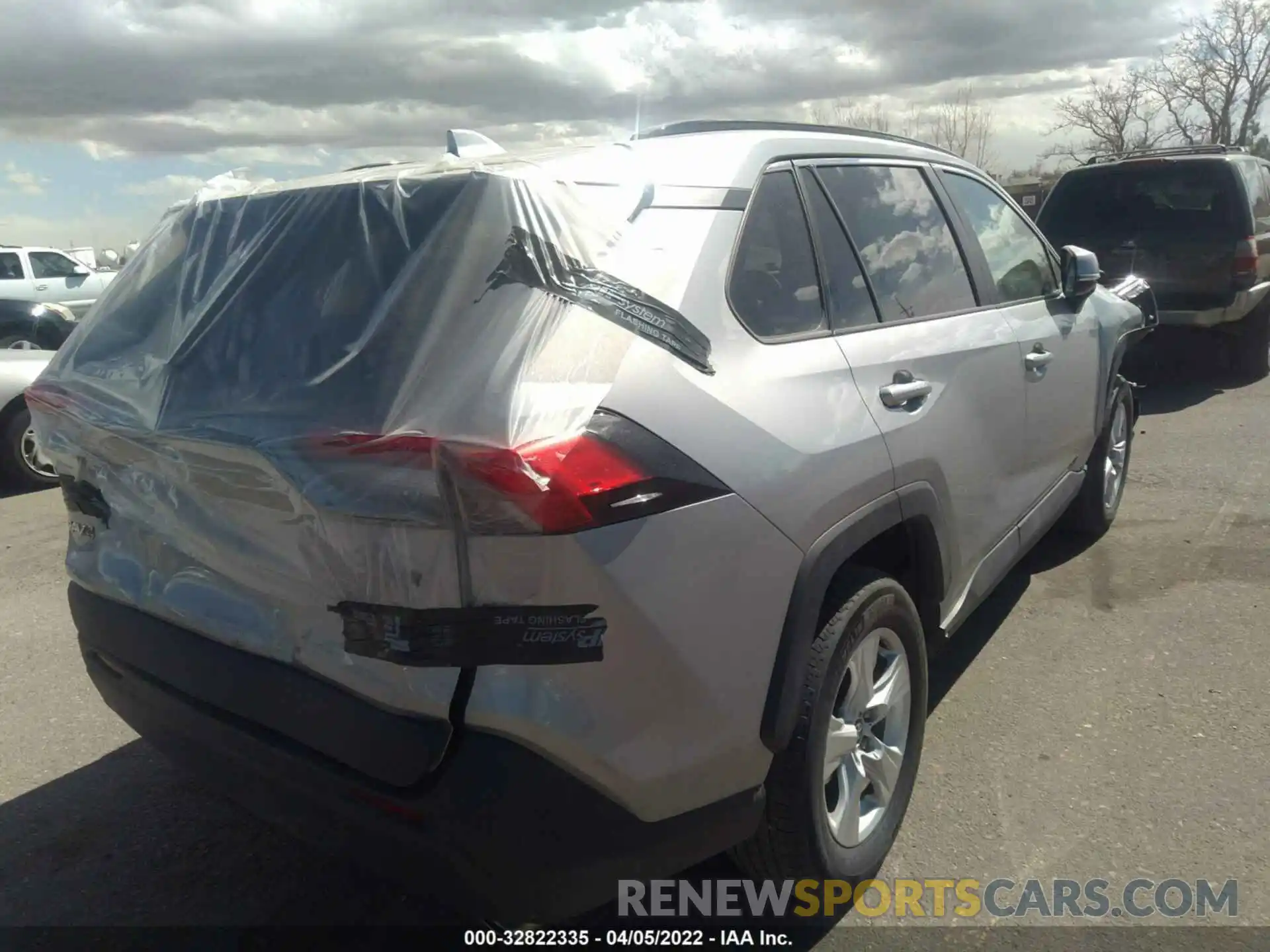 4 Фотография поврежденного автомобиля 2T3P1RFV0MC175838 TOYOTA RAV4 2021