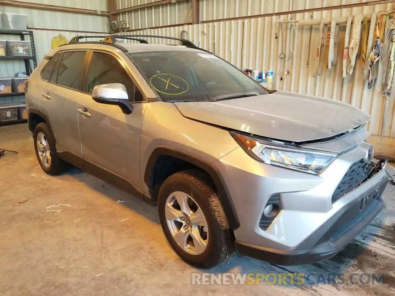 1 Photograph of a damaged car 2T3P1RFV0MC178500 TOYOTA RAV4 2021