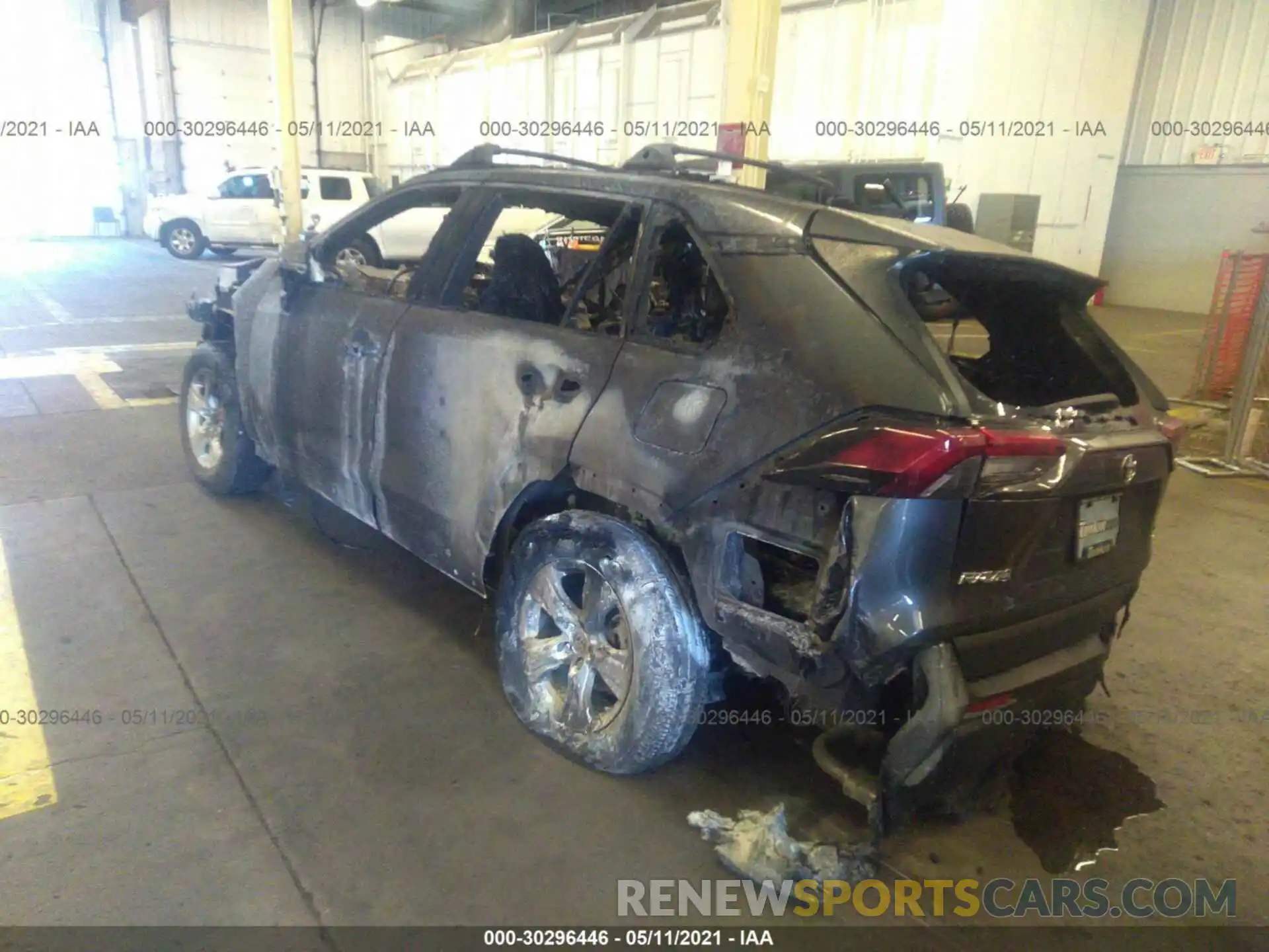 3 Photograph of a damaged car 2T3P1RFV0MC189142 TOYOTA RAV4 2021