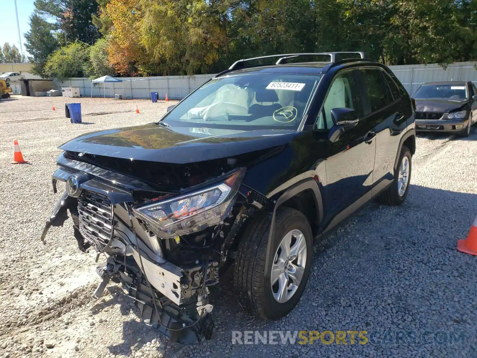 2 Photograph of a damaged car 2T3P1RFV0MC200043 TOYOTA RAV4 2021